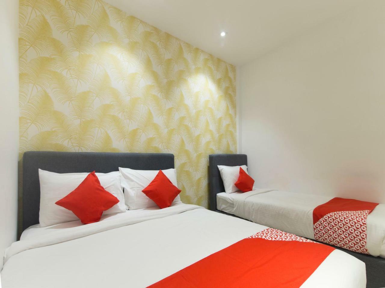 Oyo 90121 Summer House Bed & Cafe Kuala Lumpur Bagian luar foto