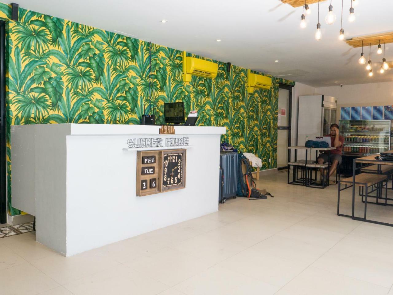 Oyo 90121 Summer House Bed & Cafe Kuala Lumpur Bagian luar foto