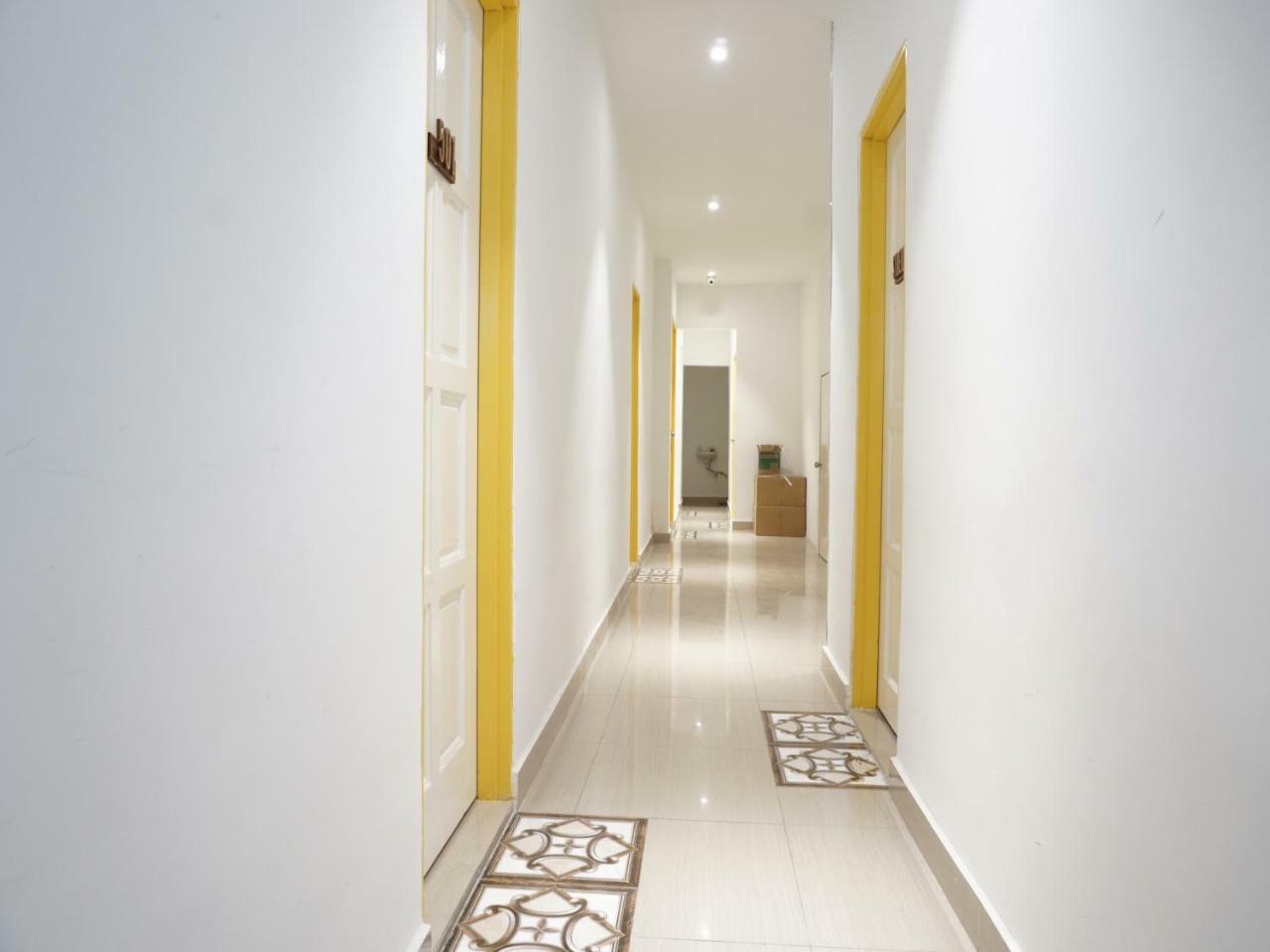 Oyo 90121 Summer House Bed & Cafe Kuala Lumpur Bagian luar foto